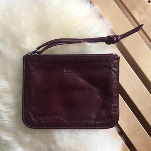 m0851 aniline leather pouch
